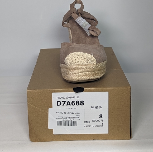 NEW Coutgo Womens Cap Toe Platform Espadrille Buckle Strap Slingback Sz 8 taupe - Picture 4 of 4